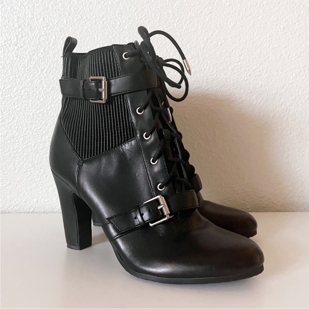 Sam Edelman Skylar Black Lace Up Bootie Size 9